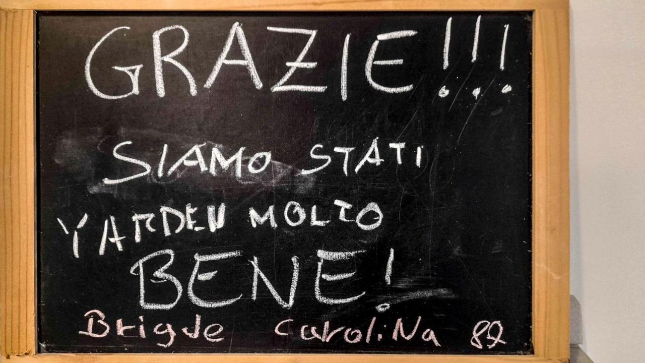 Da Nonna Lina Ai Quartieri Napoli Exterior foto